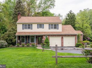 64 S Forge Manor Dr, Phoenixville, PA 19460