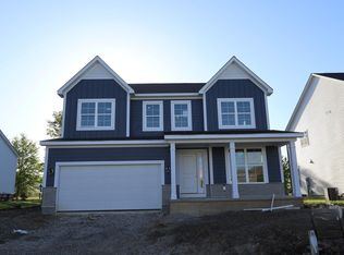 413 Zelkova Ln, Lewis Center, OH 43035
