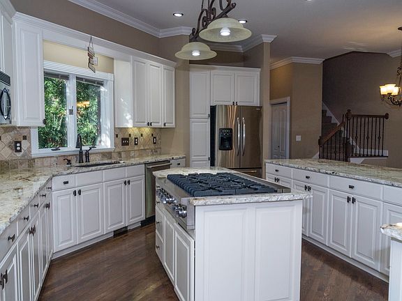 4th image of 1156 Inneswood Dr
