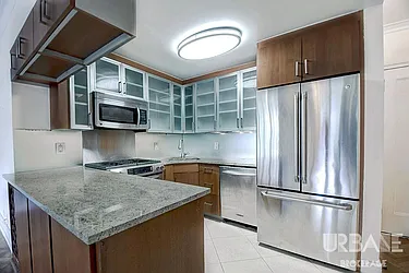 Rented by Urbane Brokerage