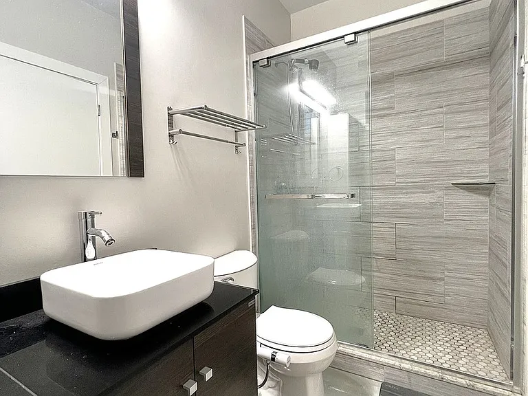 4853 W Nelson St #G — Photo 10