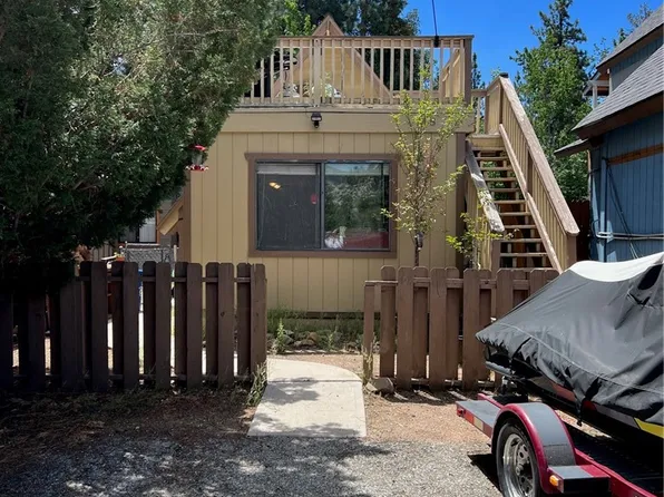 118 W Sherwood Blvd, Big Bear City, CA 92314