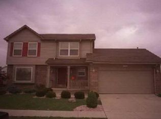 27351 Mill Creek Dr, Trenton, MI 48183