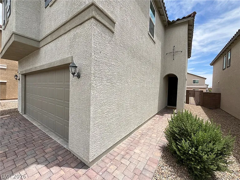 7052 Fossil Lake St — Photo 28