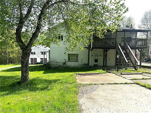 3rd image of 1127 Anderson Blvd