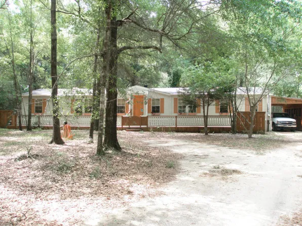10723 Hatcher St, Milton, FL 32583