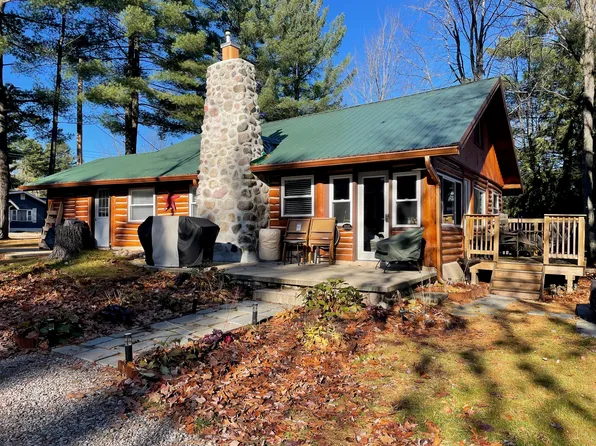 5545 Corey Cv #1, Gaylord, MI 49735