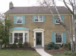 6009 N Kent Ave, Whitefish Bay, WI 53217