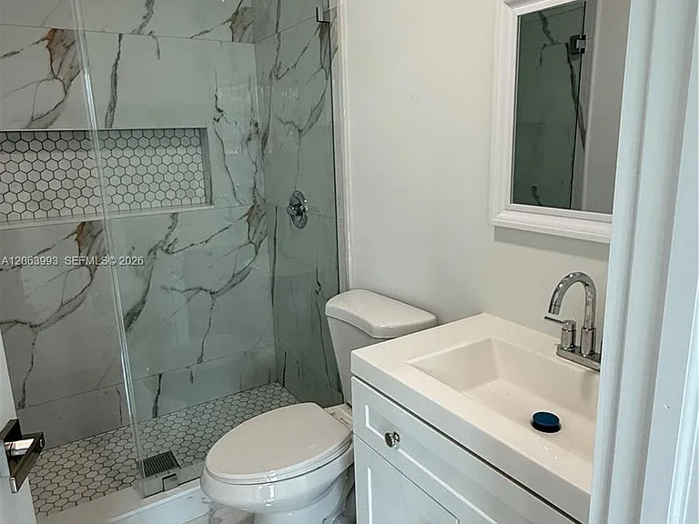 2100 NW 102nd St #1 — Photo 34