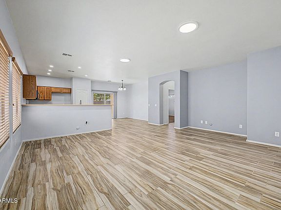 4th image of 1447 W BRANGUS Way