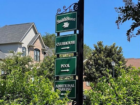 Desirable SMITHSTONE community!