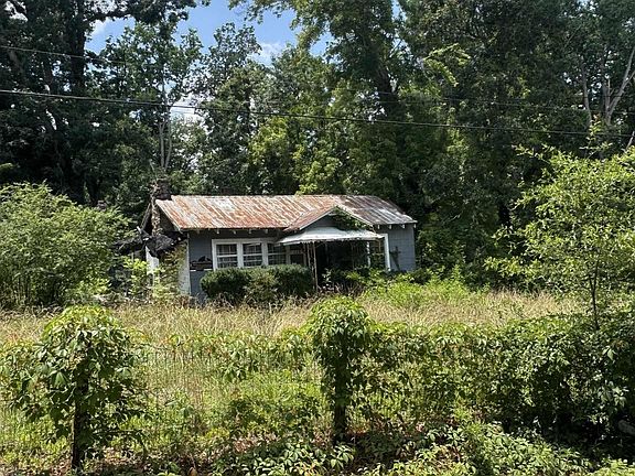 4th image of 125 Pleasant Retreat Rd