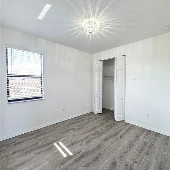 8984 Madrid Cir — Photo 12