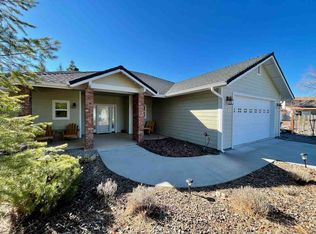 5039 Indian Island Dr, Weed, CA 96094
