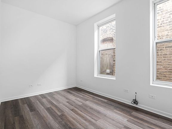 5th image of 1629 N Honore St APT 1