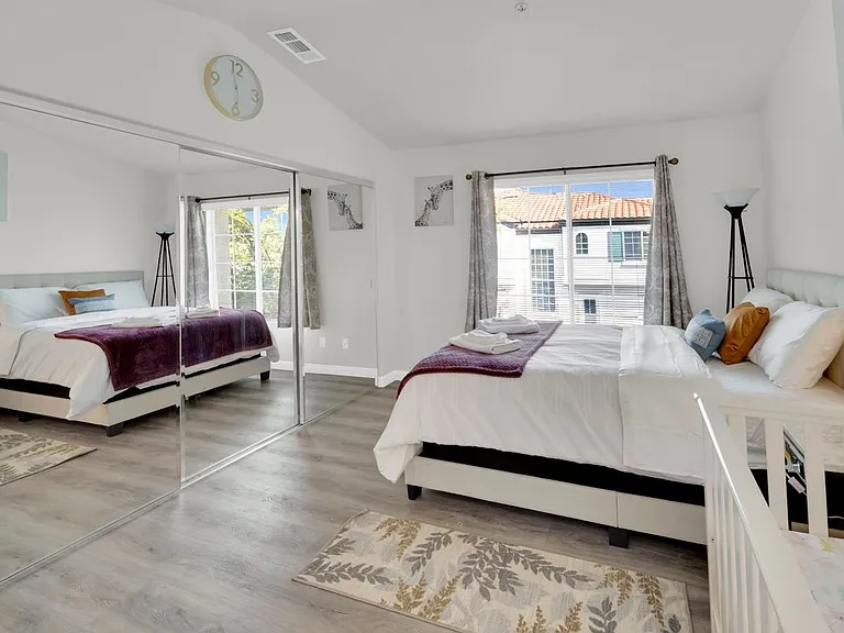 2850 Ballesteros Ln — Photo 10