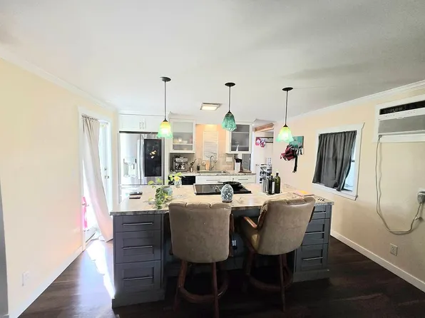 2850 Rockwood Cv, Sarasota, FL 34234