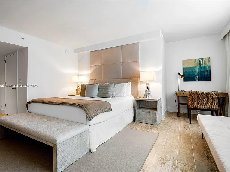 102 24th St #1115 — Photo 21