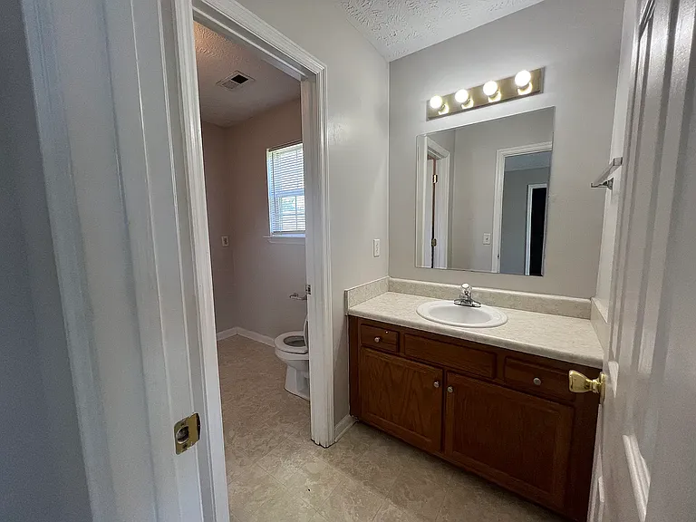 2812 Hydes Ferry Rd — Photo 31