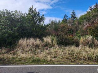 737 Ocean Shores Blvd NW, Ocean Shores, WA 98569