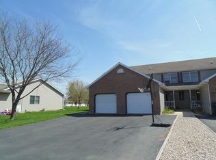 213 Suzy St, Plano, IL 60545