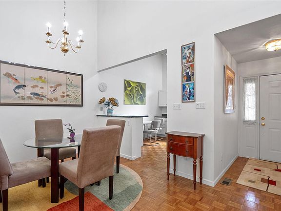 5th image of 11929 Moorland Woods Cir