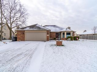 8120 Fountainhead Dr, Fort Wayne, IN 46835