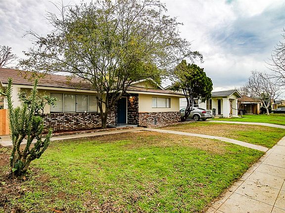 3rd image of 3940 E Lyell Ave