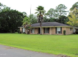 6917 Trehern St, Moss Pt, MS 39563