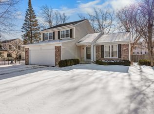 680 Cypress Bridge Rd, Lake Zurich, IL 60047