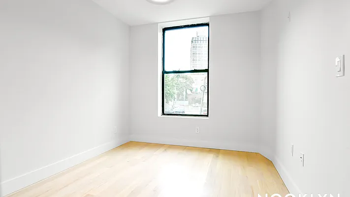 Rented by Nooklyn NYC LLC | media 18