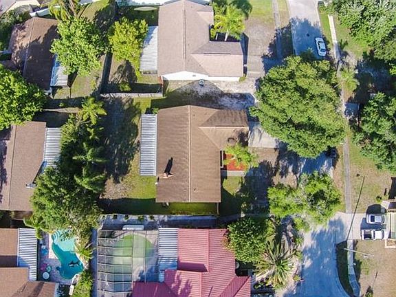5th image of 6710 Grand Bahama Dr