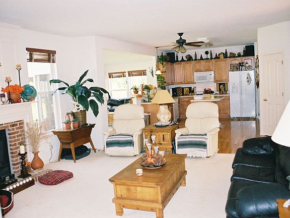 Family/Kitchen/Sunroom