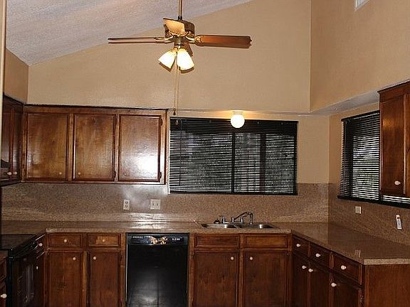 5th image of 6837 Braesvalley Dr