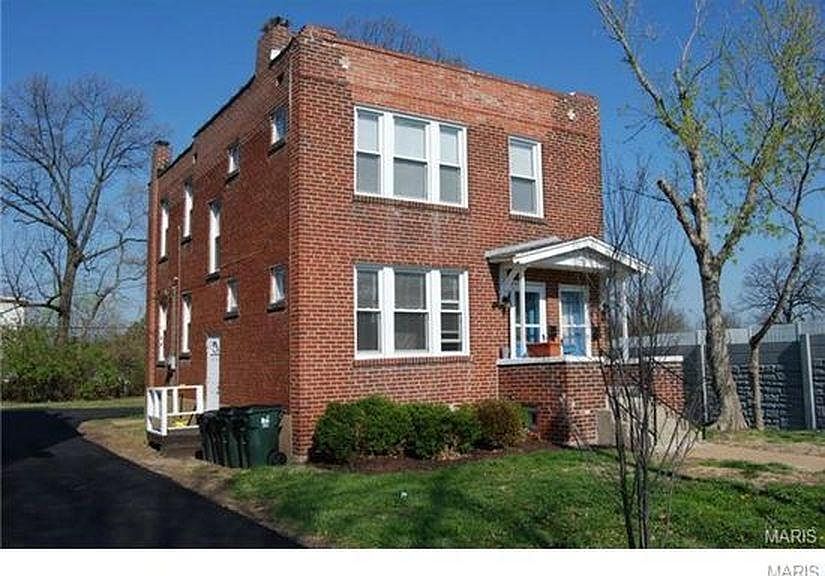 1st image of 1319 Woodland Dr