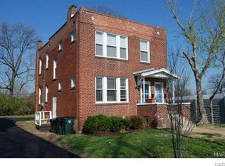 1319 Woodland Dr, Saint Louis, MO 63117