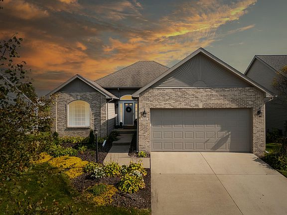 2nd image of 7008 Crystal View Dr SE