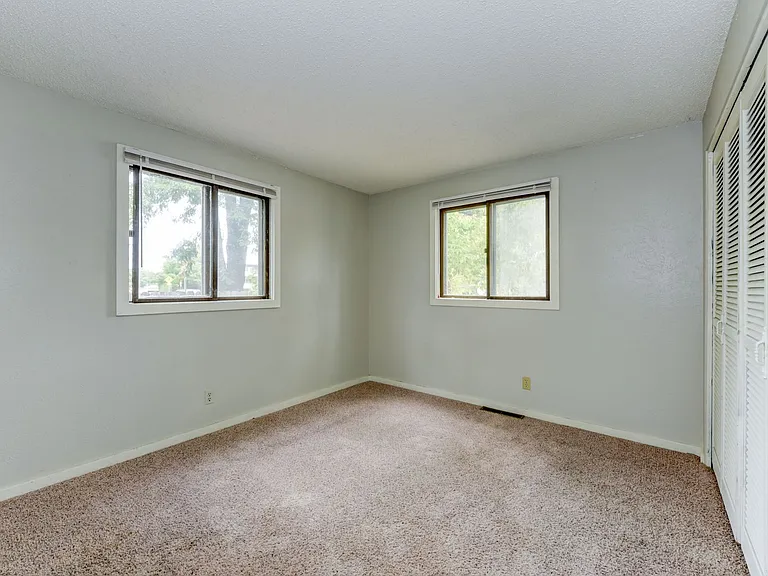 840 North St — Photo 32