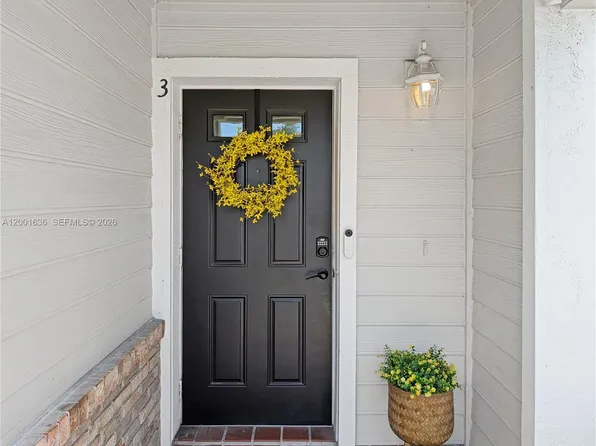 13784 SW 149th Circle Ln #373, Miami, FL 33186