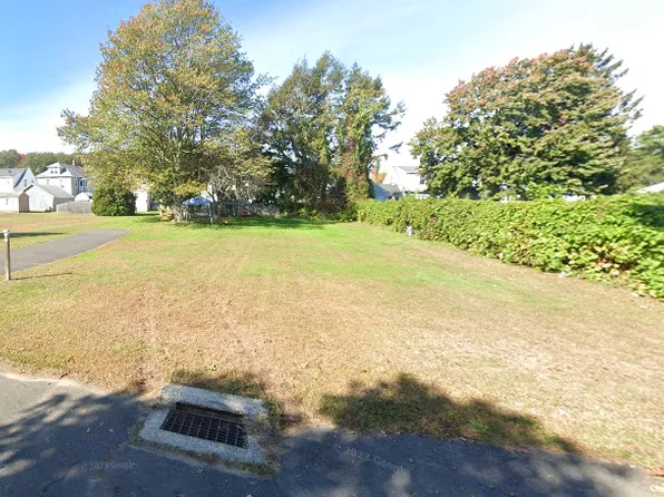 22 Charles Street, Enfield, CT 06082