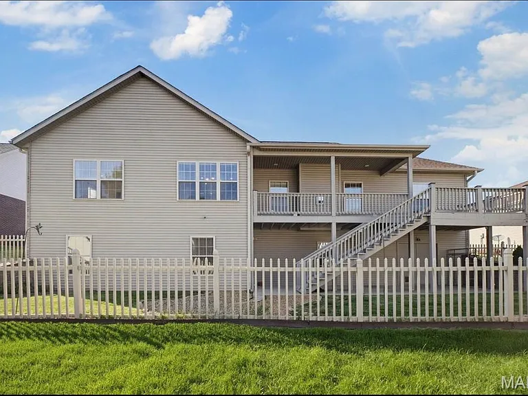 1835 Evondale Dr — Photo 18