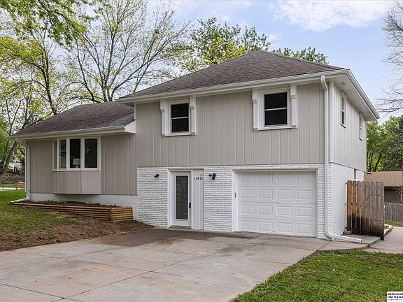3rd image of 11413 S Cir