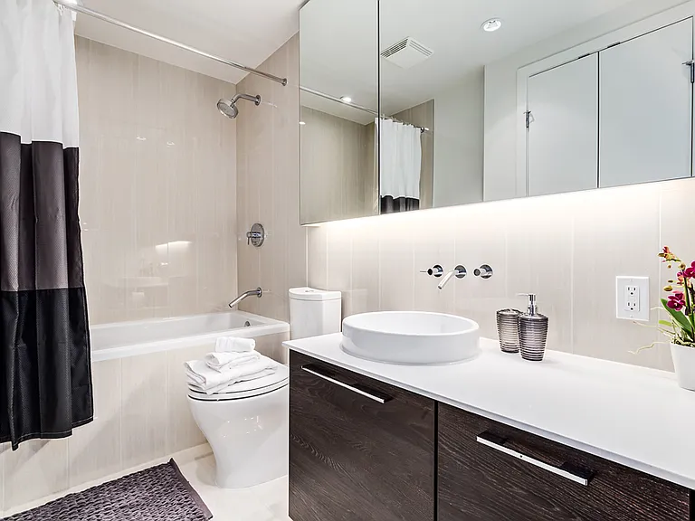 901 10th Ave SW #1707 — Photo 19