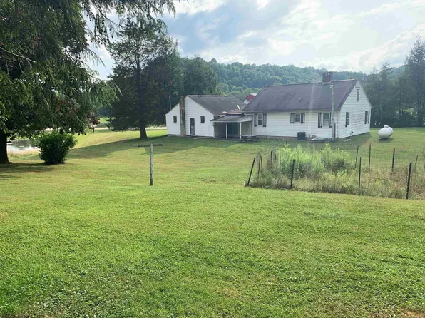 20326 Barbour County Hwy, Philippi, WV 26416