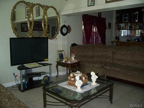 5th image of 742 C St