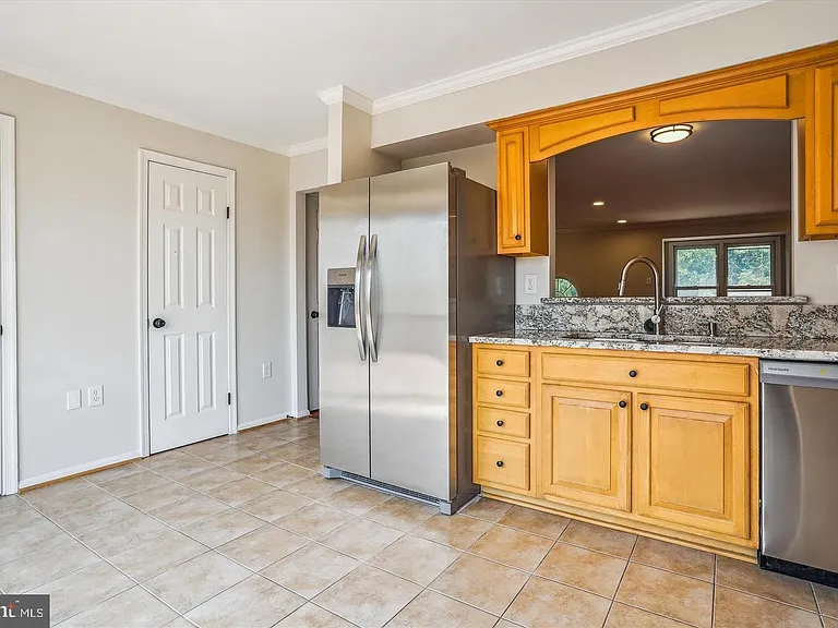 10491 Trinidad Ct — Photo 14