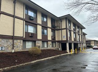 256 N.Main Street #D10, Spring Valley, NY