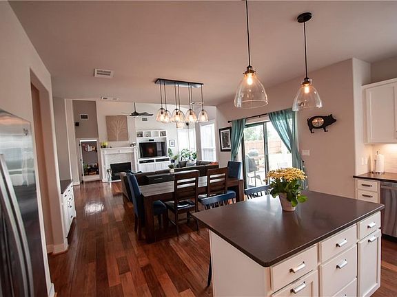 5th image of 555 River Bluff Cir
