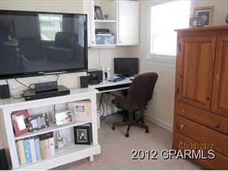 2nd image of 340 Primrose Ln