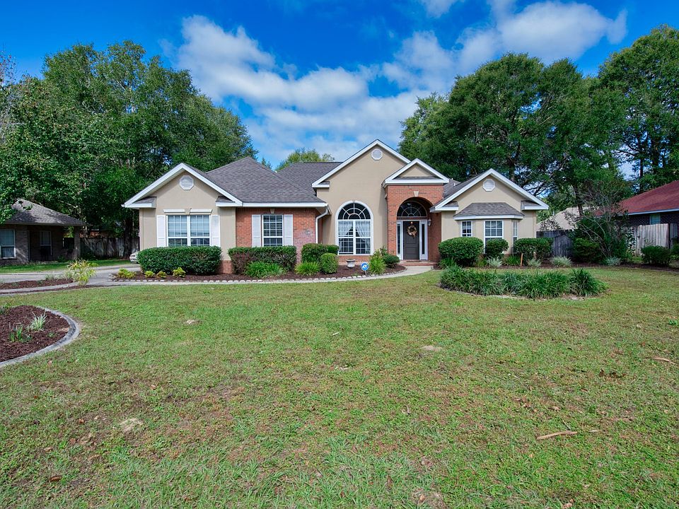 1st image of 4627 Scarlet Dr E